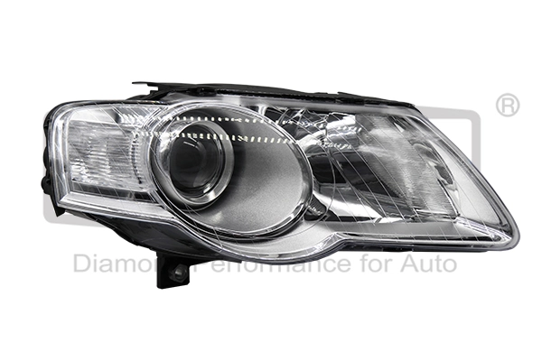 Luz direita Volkswagen Passat B6 3C2