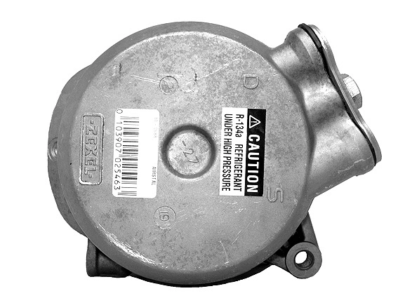 Compressor de aparelho de ar condicionado Nissan Vanette Cargo C23