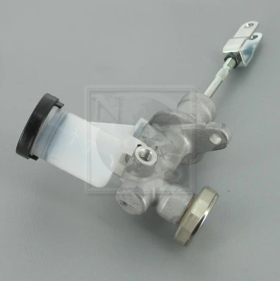 Cilindro mestre de embraiagem para Nissan Pathfinder  R50