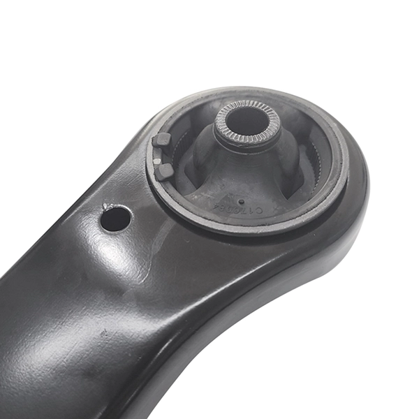 CQ0302R CTR Braço oscilante inferior direito de suspensão dianteira