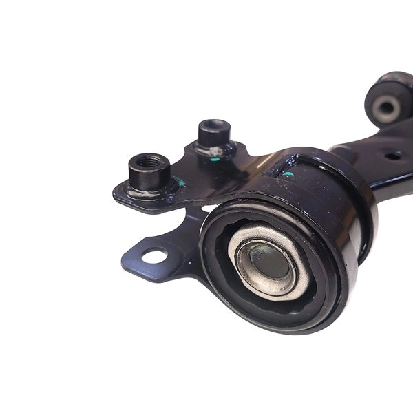 CQ0248R CTR Braço oscilante inferior direito de suspensão dianteira