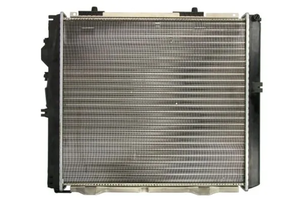Radiador de esfriamento de motor Mercedes E preço, a partir de 47,71 USD