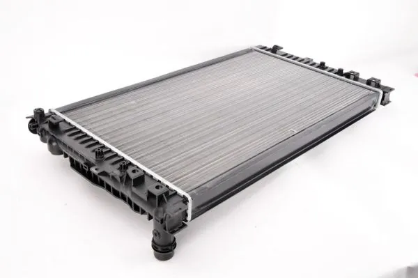 Compre D7W052TT Thermotec Radiador de esfriamento de motor
