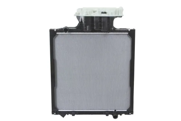 Radiador de esfriamento de motor MAN 81061016512