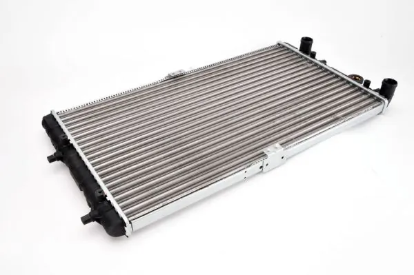 Radiador de esfriamento de motor para Seat Cordoba  6K2