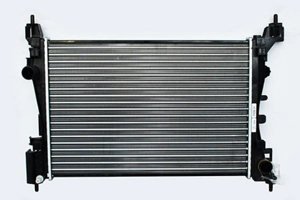 Radiador de esfriamento de motor General Motors 13399870 preço, a partir de 81,76 USD