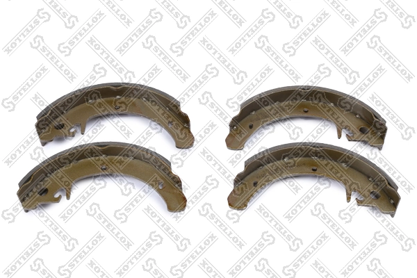 Sapatas do freio traseiras de tambor Lada 11183502090 preço, a partir de 30,70 USD