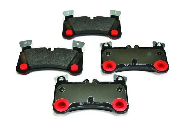 Compre 8DB355014631 HELLA Sapatas do freio traseiras de disco