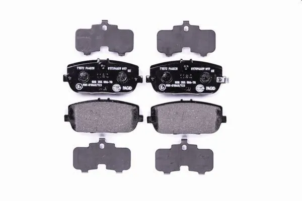 Compre 8DB355006781 HELLA Sapatas do freio traseiras de disco