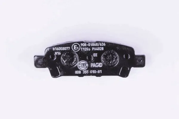 Compre 8DB355010811 HELLA Sapatas do freio traseiras de disco