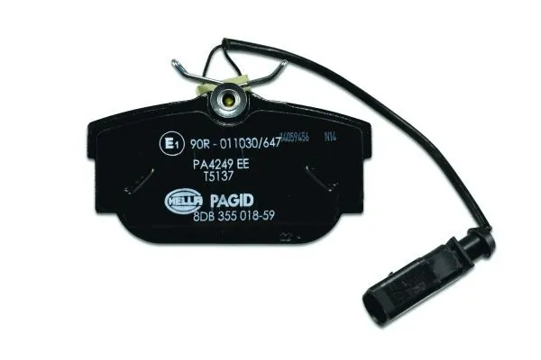 Sapatas do freio traseiras de disco 8DB355018591 HELLA