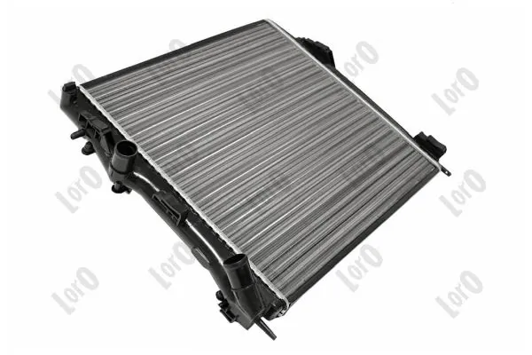 8200240818 Nissan/Infiniti Radiador de esfriamento de motor