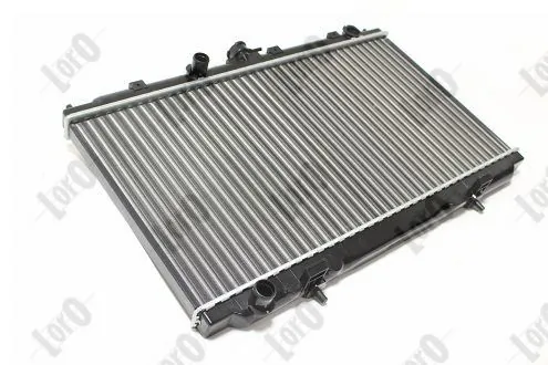 Radiador de esfriamento de motor para Nissan Primera  P12