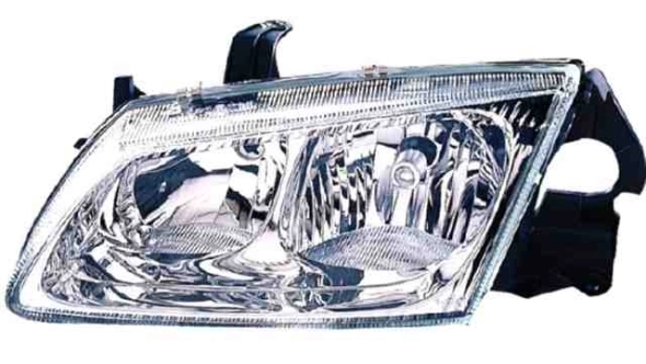 Luz direita para Nissan Almera N16