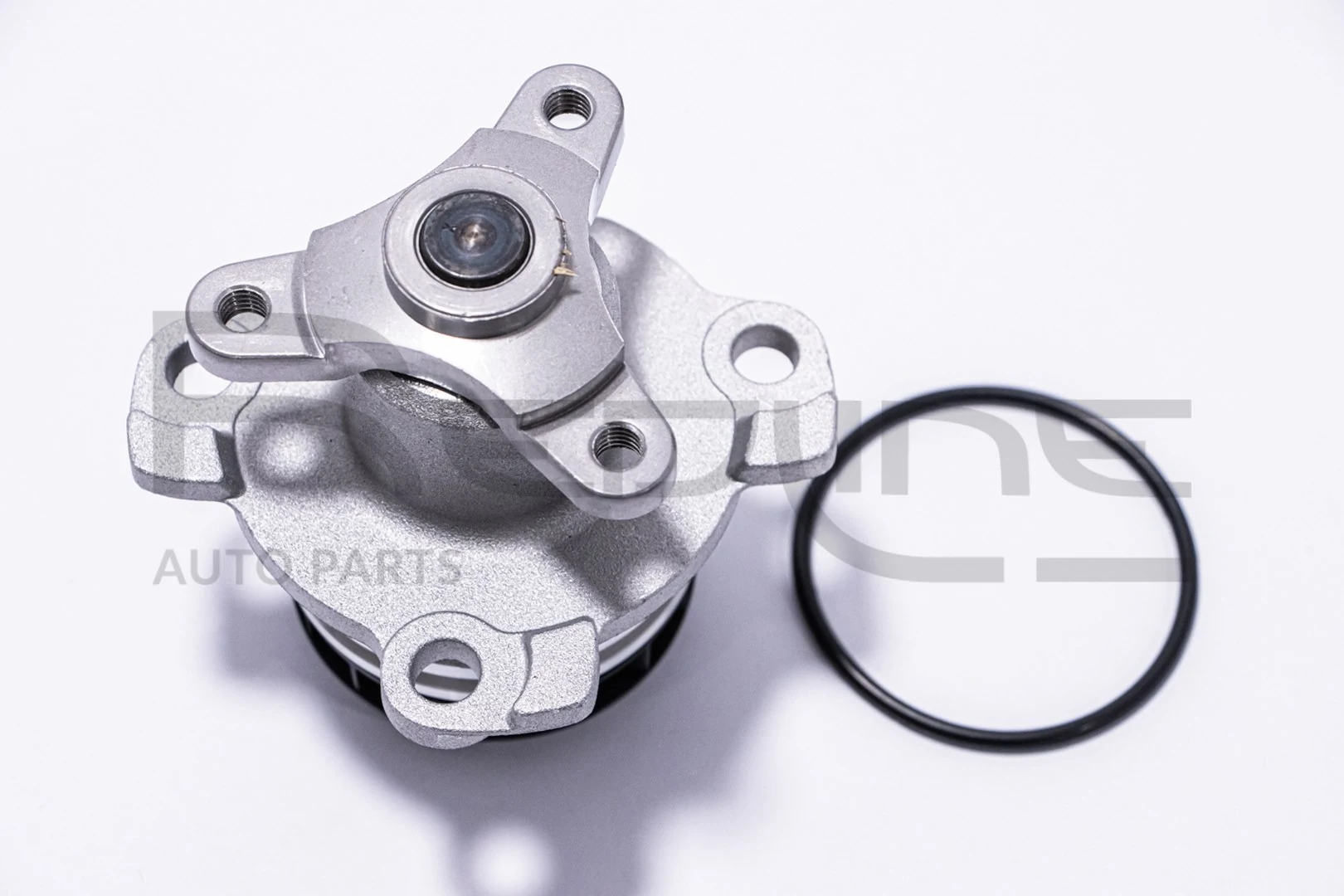 Bomba de água (bomba) de esfriamento Renault Master III JV ao melhor preço