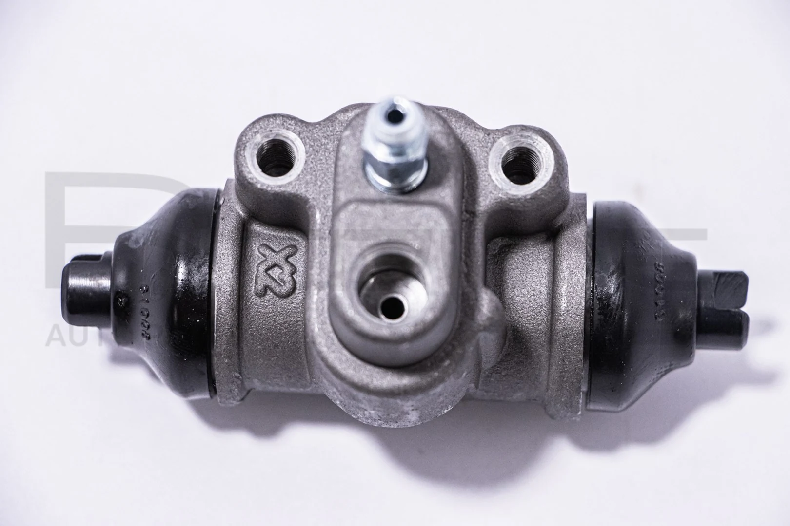 Cilindro traseiro do freio de rodas de trabalho Mazda Protege  4 DOOR ao melhor preço