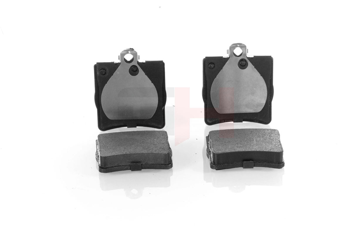 Compre Sapatas do freio traseiras de disco Mercedes C 