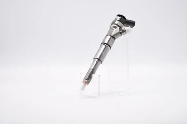 Injetor de injeção de combustível VAG 13537793836