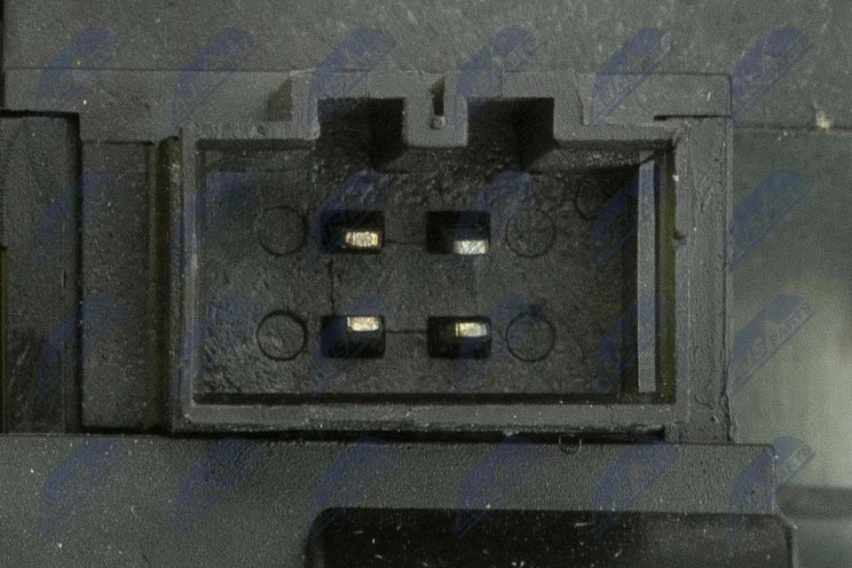 Fecho de tampa de porta-malas (de 3ª/5ª porta traseira) NTY EZCVW310