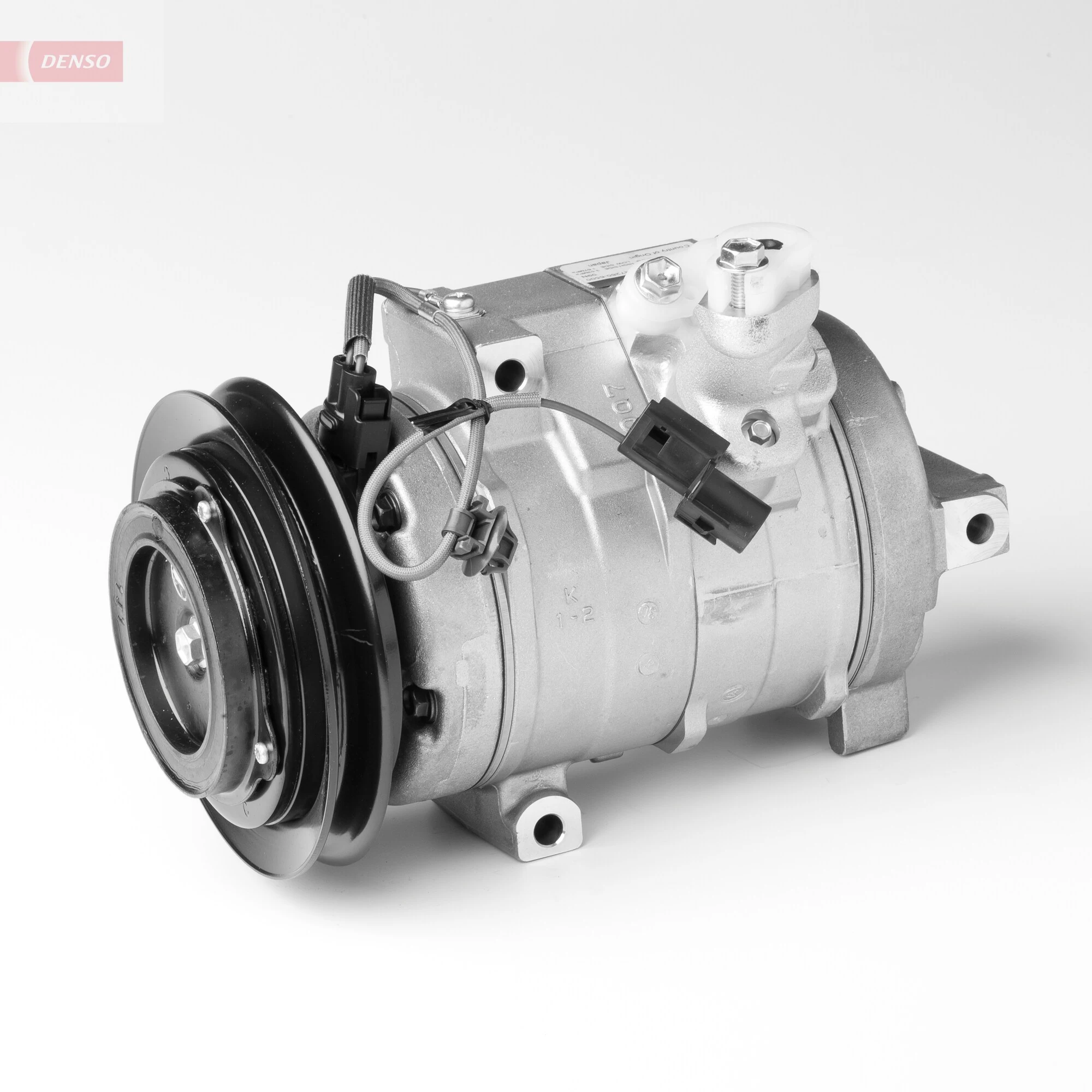 Compressor de aparelho de ar condicionado Mitsubishi Pajero IV SHORT V80