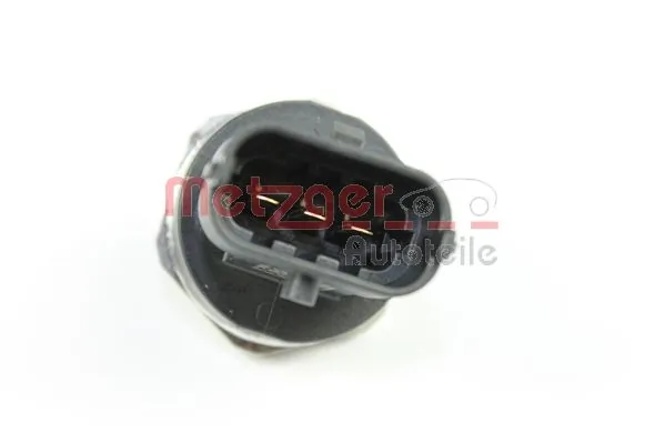 Sensor de pressão de combustível para Volvo V40  525, 526