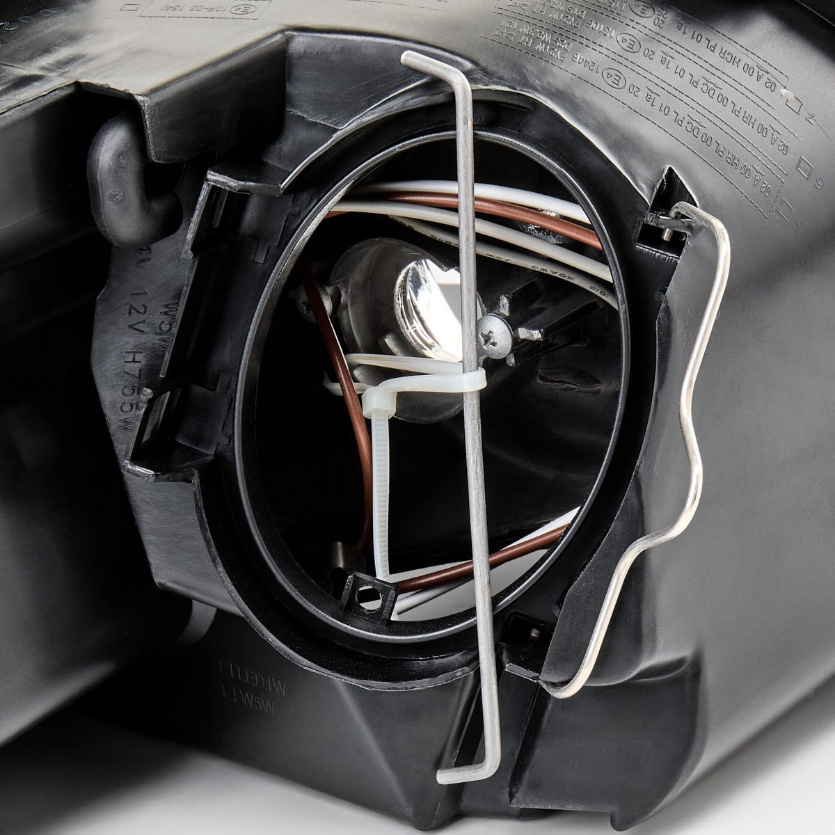 Luz esquerda Audi A3  8P1
