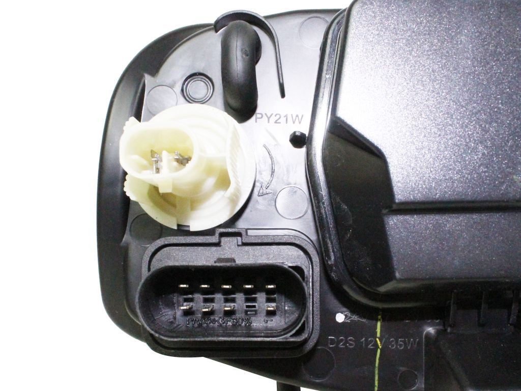  Luz esquerda Skoda SuperB I sedan (3U4) (2001 - 2008) I