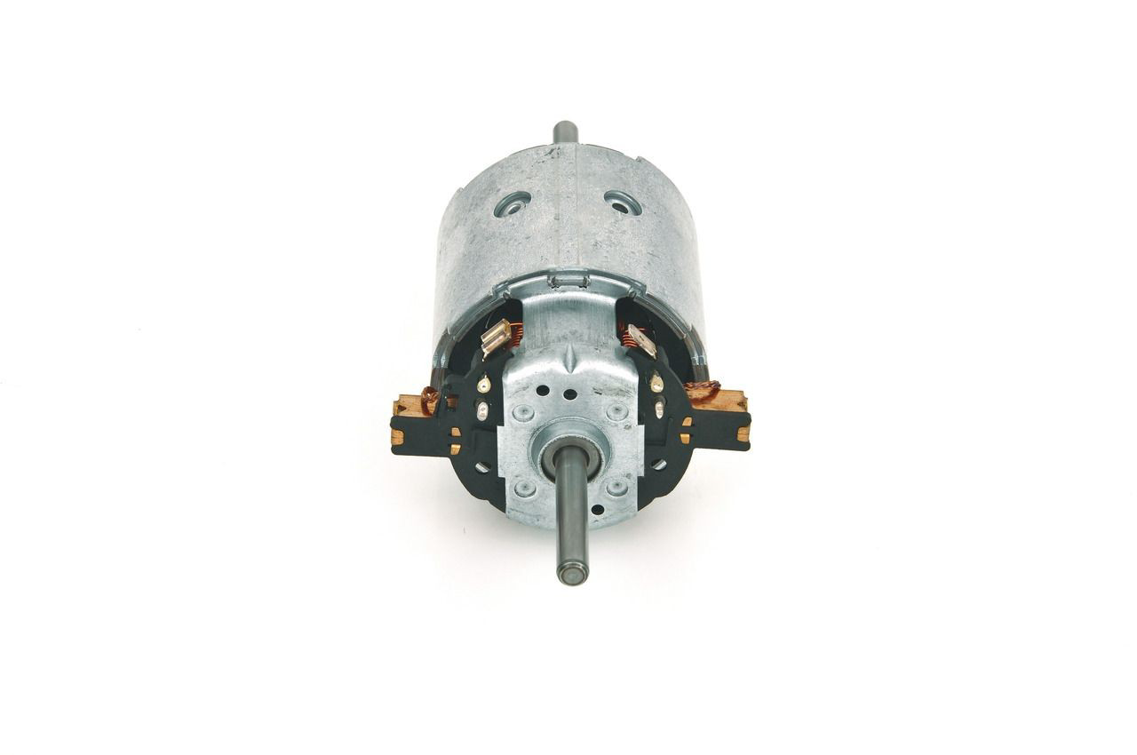 0130111042 Bosch Motor de ventilador de forno (de aquecedor de salão)