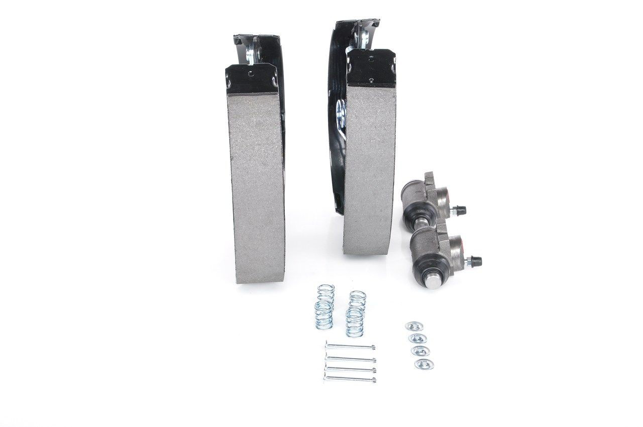 Compre 0204114556 Bosch Sapatas do freio traseiras de tambor, montadas com cilindros, kit