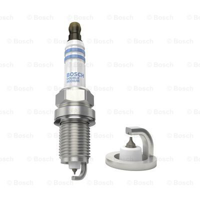 Vela de ignição 0242240654 Bosch