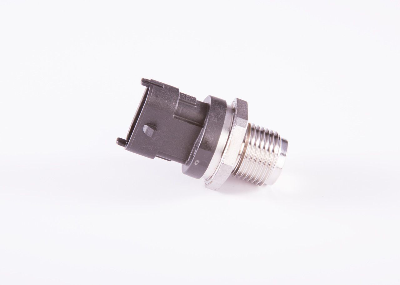 Compre 50415702 Iveco Sensor de pressão de combustível