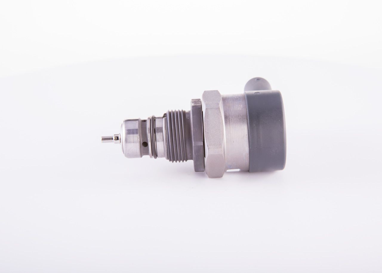 Válvula de regulação de pressão (válvula de redução da Bomba de Combustível de Pressão Alta) Common-Rail-System Bosch 0281006246