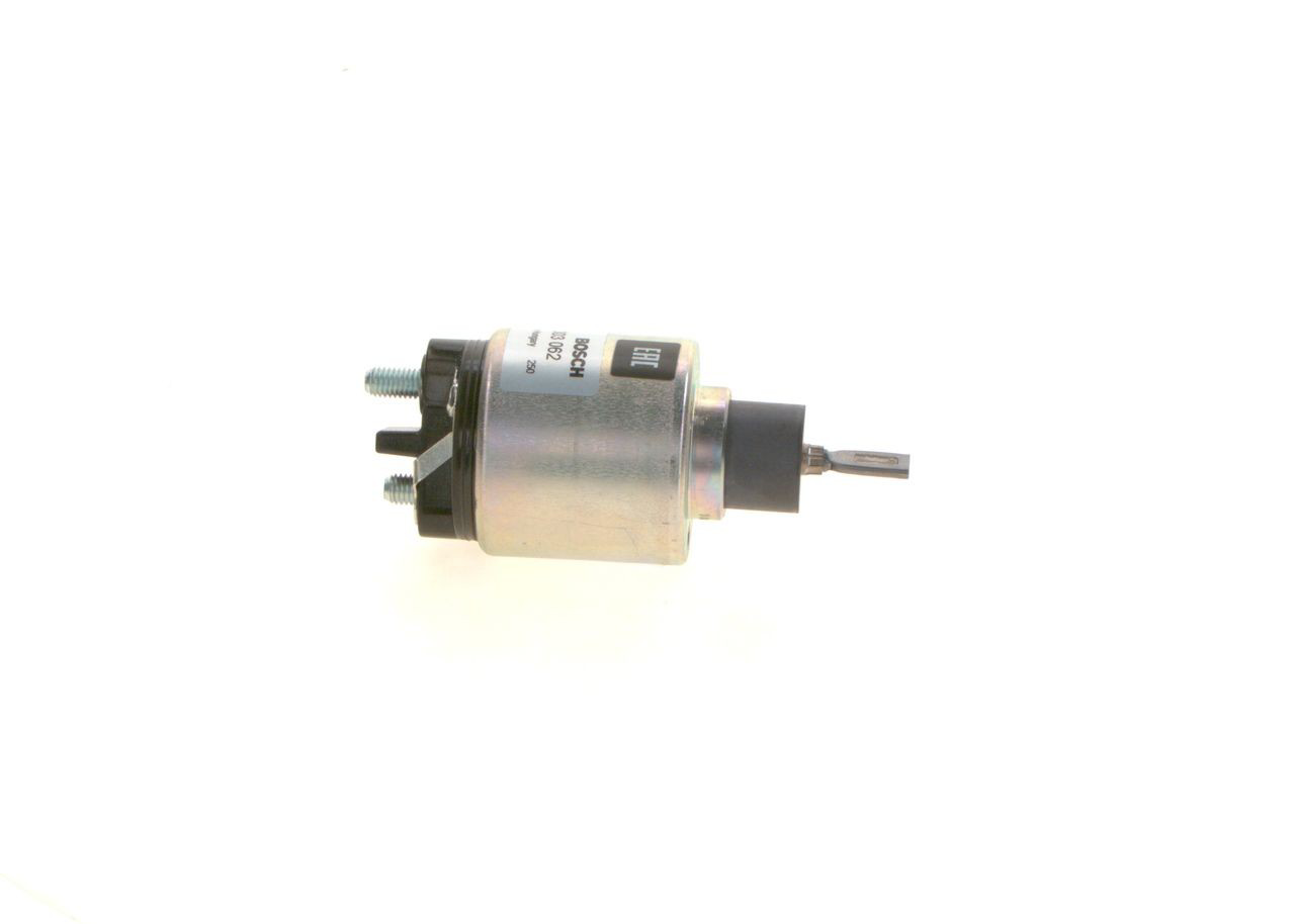 Relê retrator do motor de arranco 0331303062 Bosch