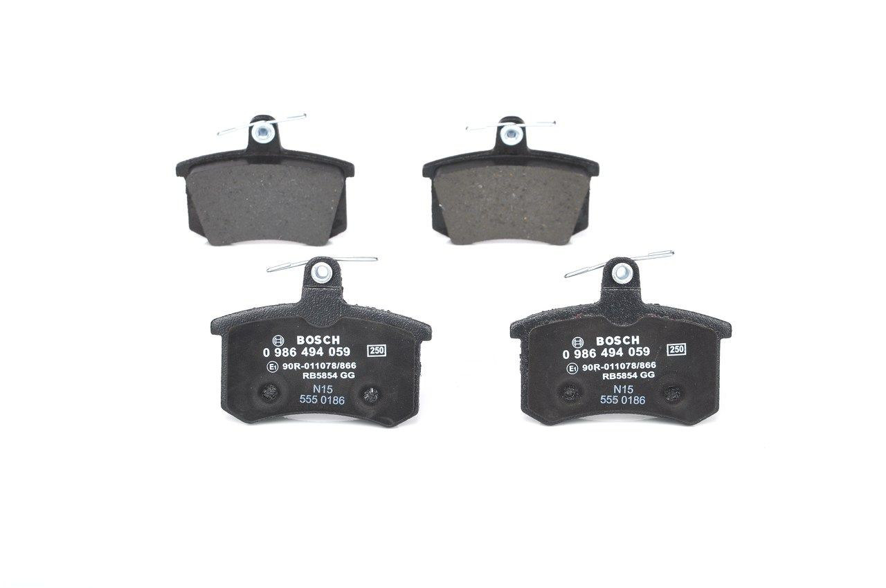 Sapatas do freio traseiras de disco Bosch 0986494059 preço, a partir de 22,26 USD