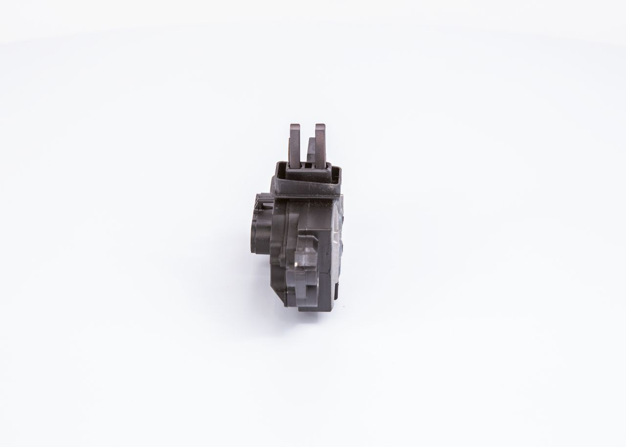 Relê-regulador do gerador (relê de carregamento) 1986AE0099 Bosch
