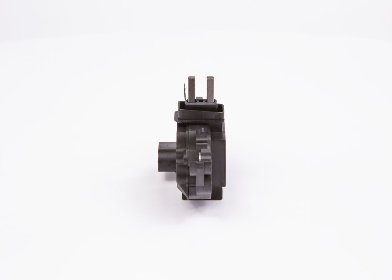 1986AE0131 Bosch Relê-regulador do gerador (relê de carregamento)
