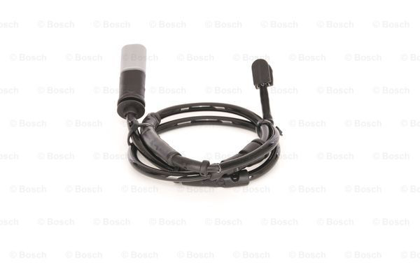 Sensor dianteiro esquerdo de desgaste das sapatas do freio 1987473568 Bosch