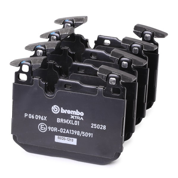 Sapatas do freio dianteiras de disco Brembo P06096X preço, a partir de 57,28 USD