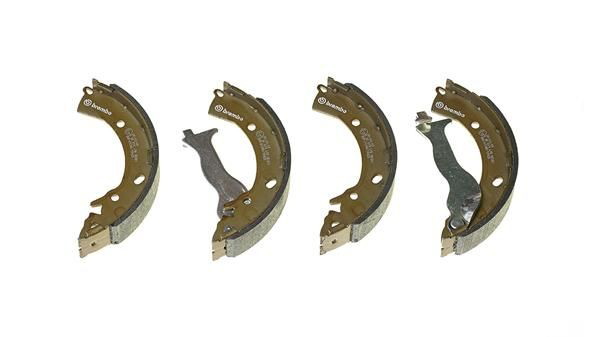 Sapatas do freio traseiras de tambor Brembo S30519 preço, a partir de 42,59 USD