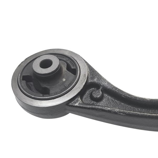 Braço oscilante superior direito de suspensão dianteira CQ0055R CTR
