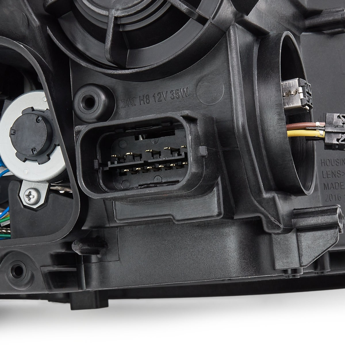 Luz esquerda LPN112 Magneti Marelli