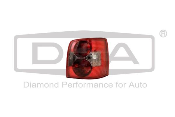 99451183702 Diamond/DPA Lanterna traseira direita