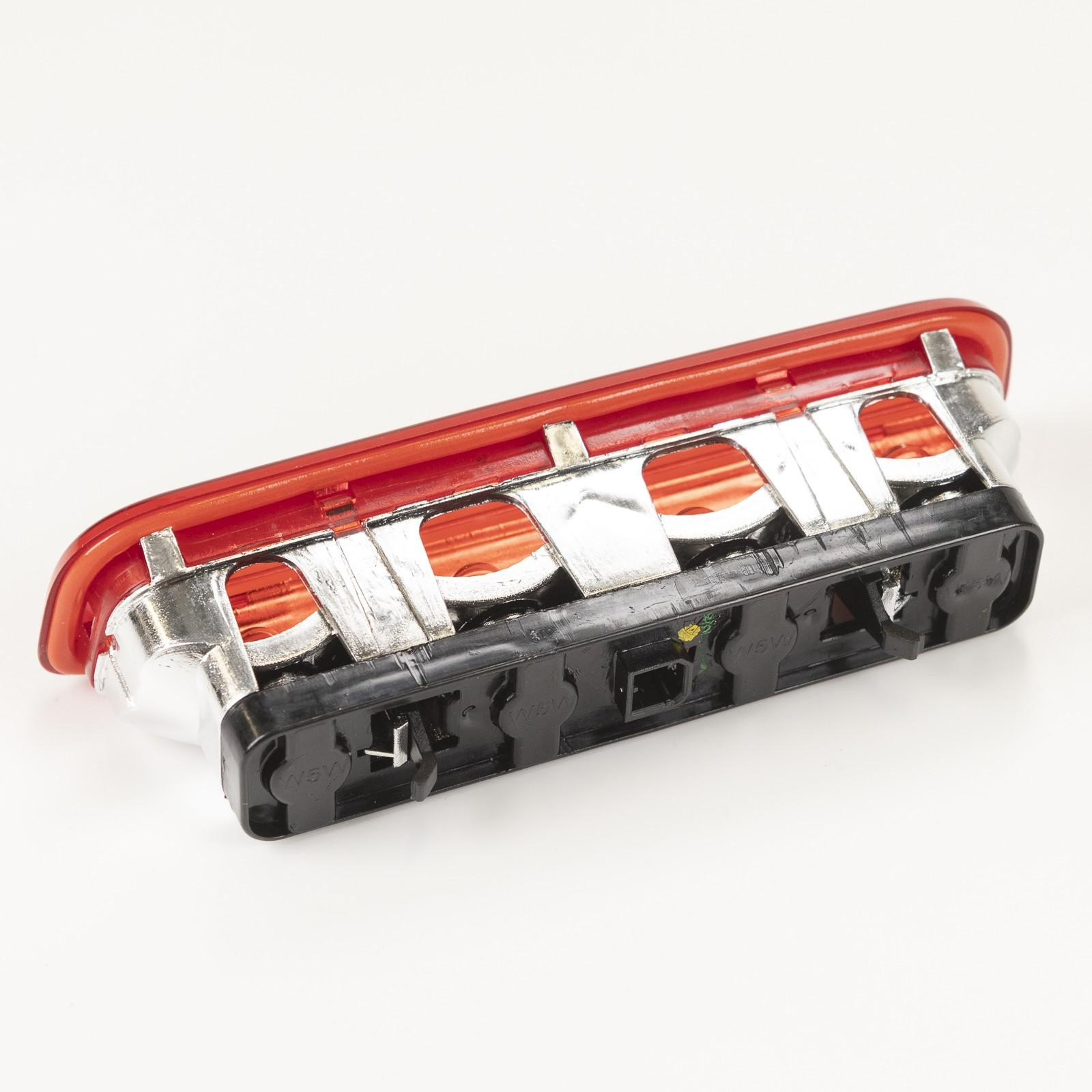 Sinal de parada traseiro adicional Fiat Fiorino Qubo 225