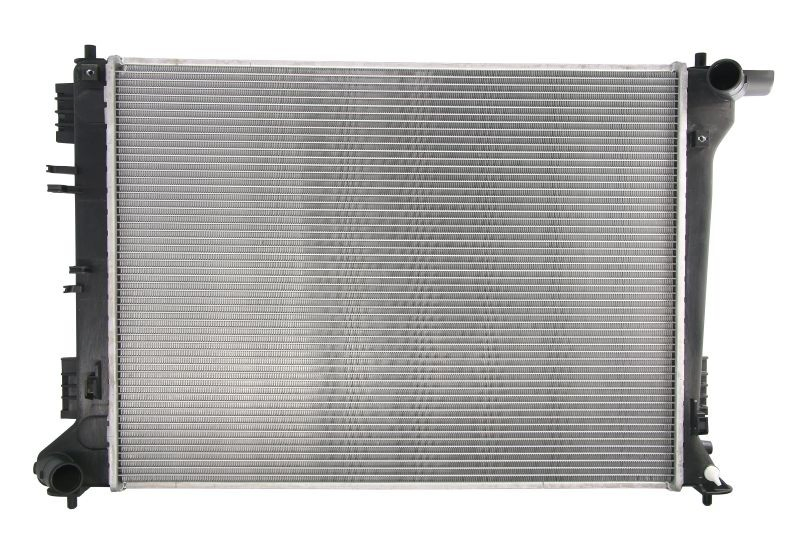 Radiador de esfriamento de motor TYC 13576 preço, a partir de 155,25 USD