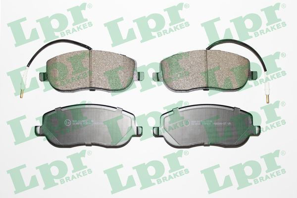 Sapatas do freio dianteiras de disco LPR 05P831 preço, a partir de 28,36 USD