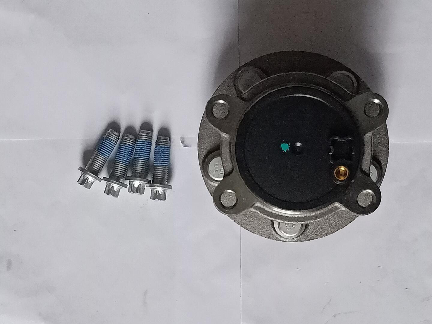 Compre Cubo traseiro Ford Focus 4