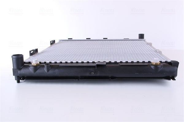 Radiador de esfriamento de motor Nissens 62695A