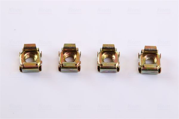 Radiador de esfriamento de motor Nissens 63796 preço, a partir de 131,56 USD