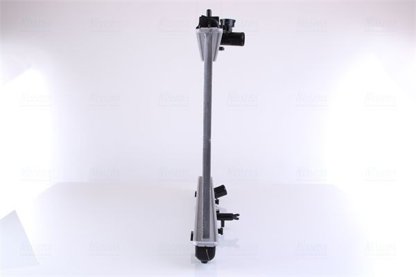 Radiador de esfriamento de motor Nissens 646935 preço, a partir de 163,08 USD