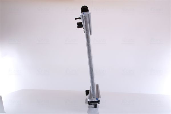 Radiador de esfriamento de motor Nissens 64718 preço, a partir de 106,82 USD
